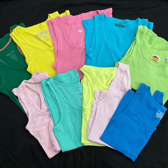 Like new Soffe ribbed basic tank with scoop neck - Picture 10 of 10